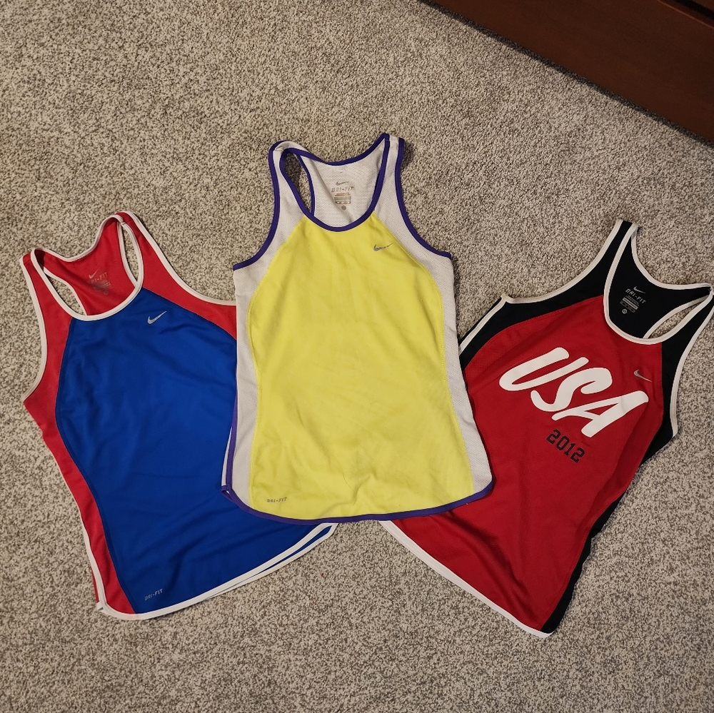 Nike DRI FIT Athletic Tank Tops XS